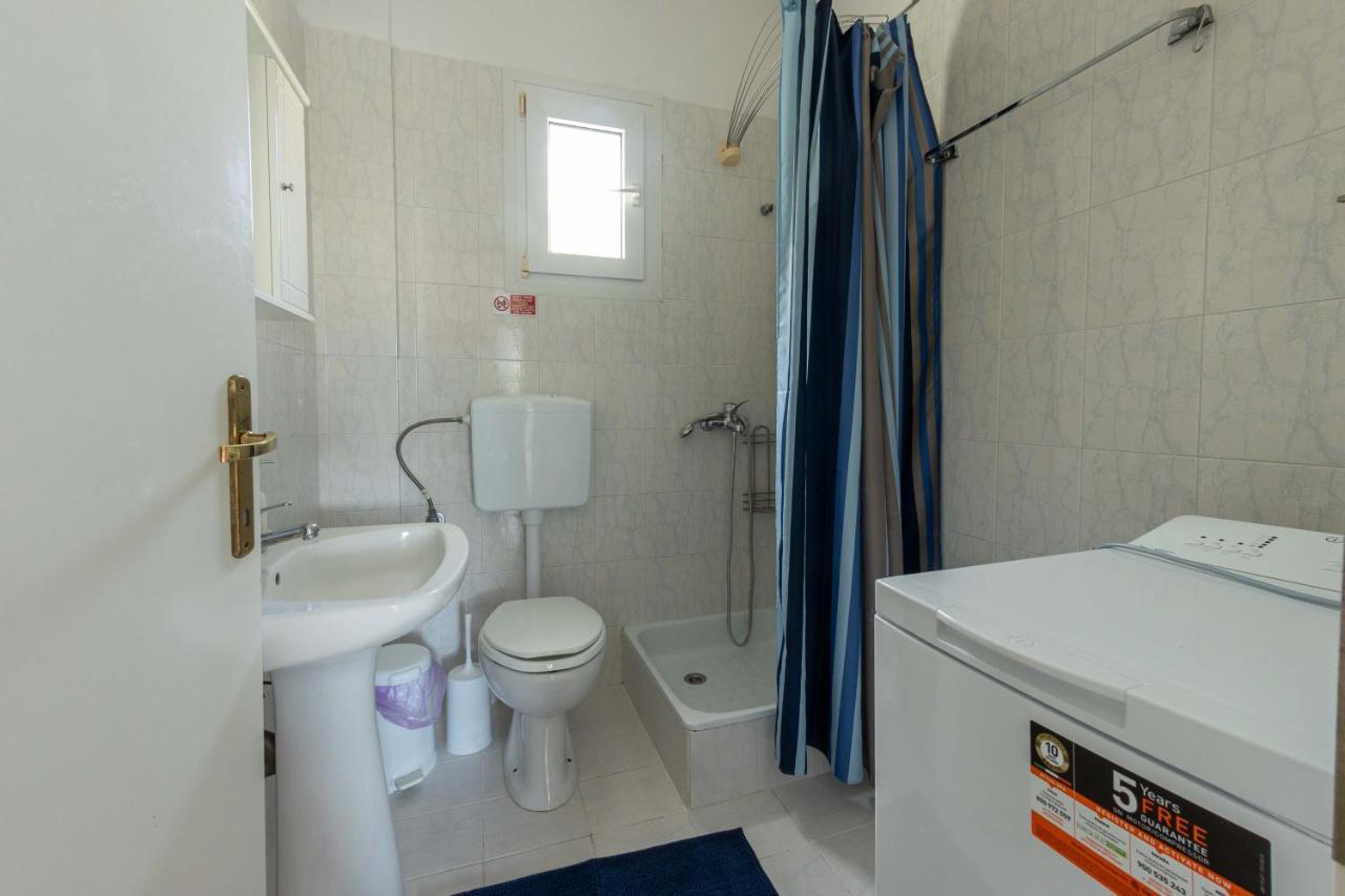 Spacious Seaside House Holiday home Nea Poteidaia